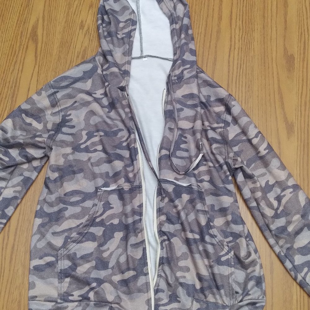 Camo Sweatshirt